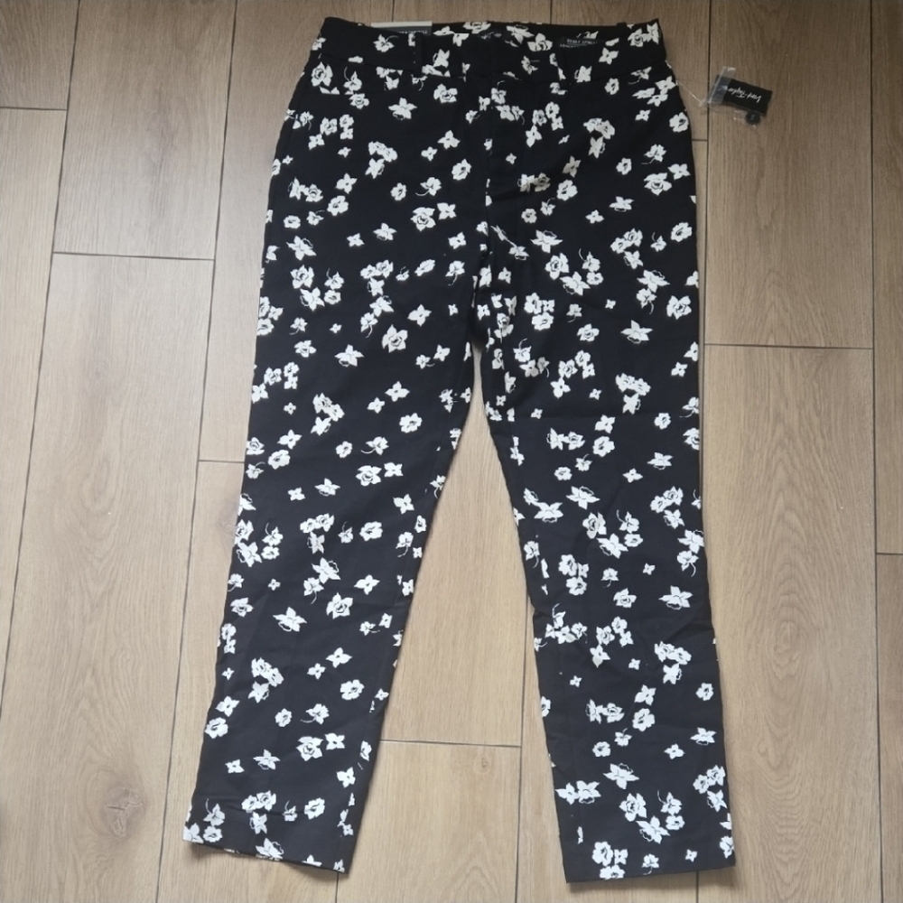 NWT Lord & Taylor black and white floral ankle pants SZ 8